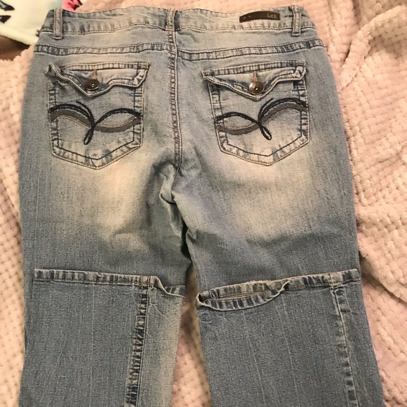 Juniors Lei jeans - Picture 5 of 6